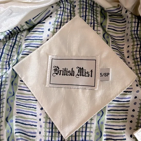 Vintage British Mist Pearlized Ivory Trench Rain Coat With Shell Buttons 6P - Picture 7 of 10